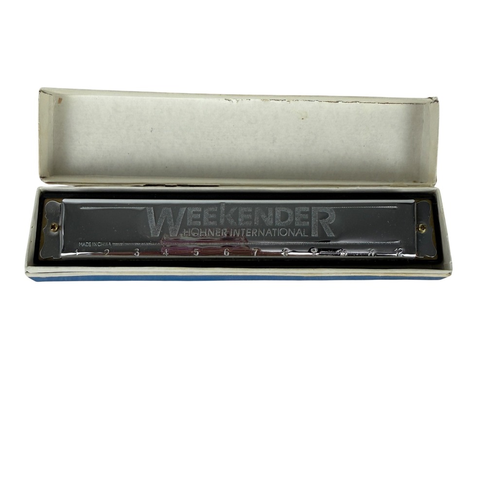 Hohner International Weekender Tremolo Harmonica 12 Hole Original Box Silver